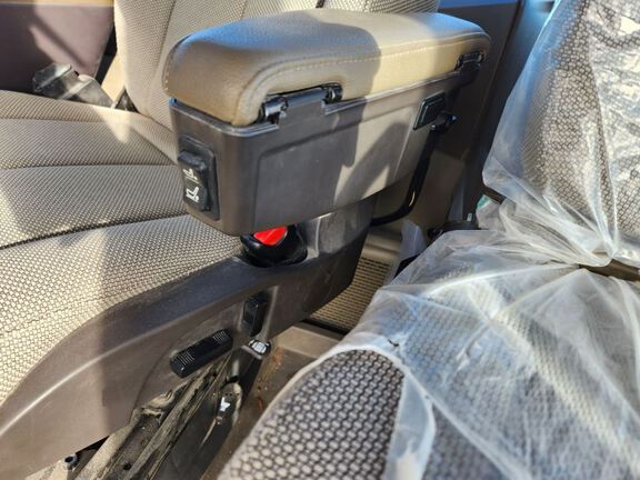 2024 John Deere 8R 280 Tractor