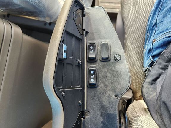 2024 John Deere 8R 280 Tractor