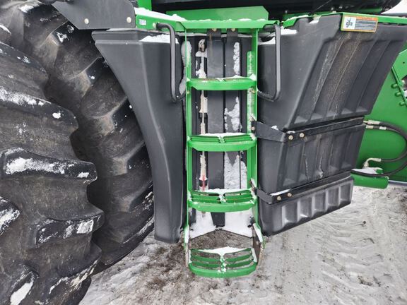 2012 John Deere 9510R Tractor 4WD