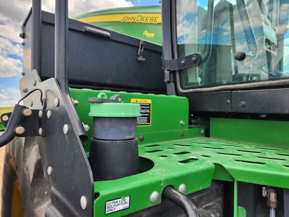 2012 John Deere 9510R Tractor 4WD