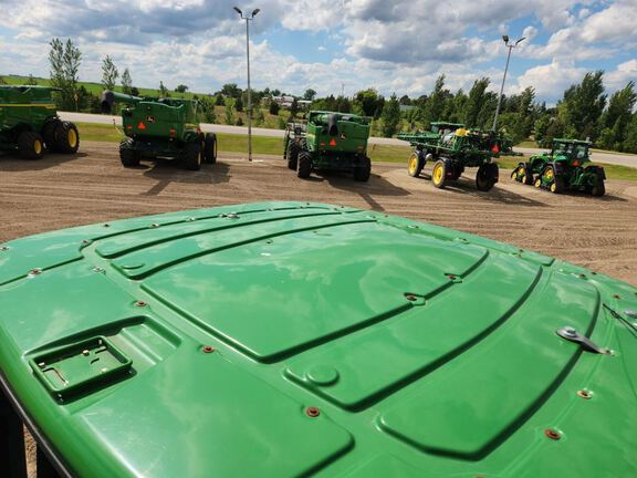 2012 John Deere 9510R Tractor 4WD