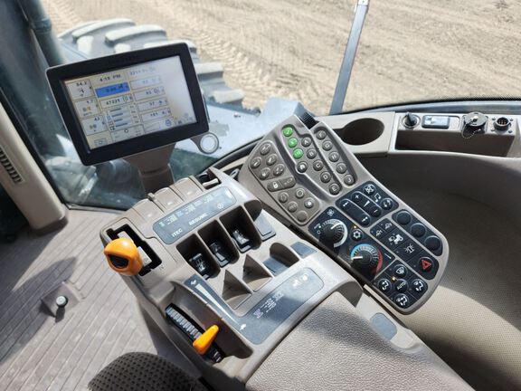 2012 John Deere 9510R Tractor 4WD