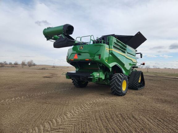 2024 John Deere X9 1100 Combine