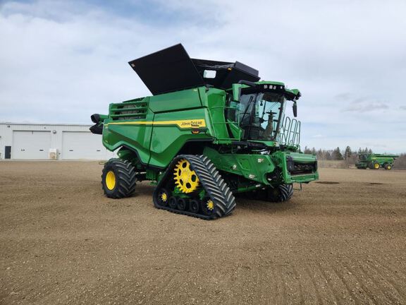 2024 John Deere X9 1100 Combine