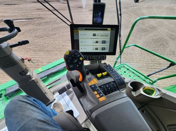 2024 John Deere X9 1100 Combine