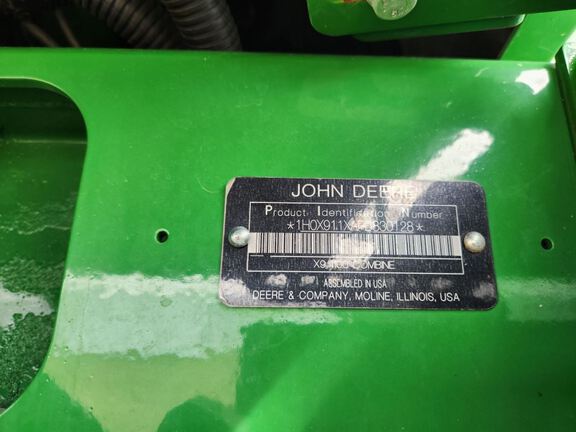 2024 John Deere X9 1100 Combine