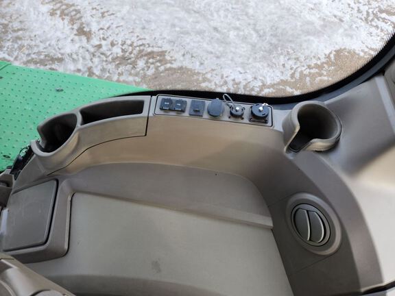 2024 John Deere 9RX 640 Tractor Rubber Track