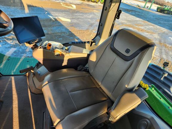 2024 John Deere 9RX 640 Tractor Rubber Track