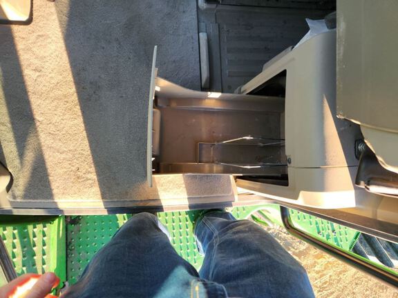 2024 John Deere 9RX 640 Tractor Rubber Track