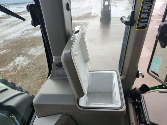 2024 John Deere 9RX 640 Tractor Rubber Track