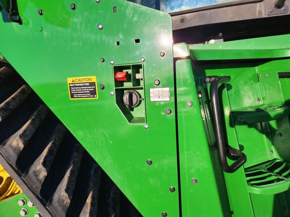 2024 John Deere 9RX 640 Tractor Rubber Track