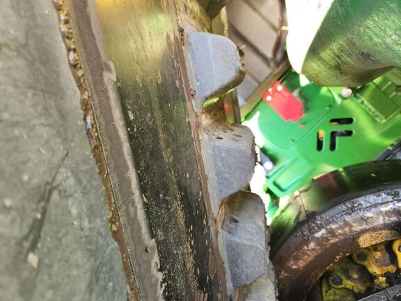 2024 John Deere 9RX 640 Tractor Rubber Track