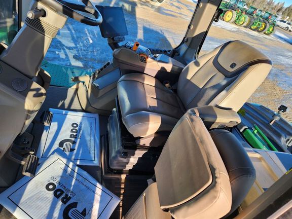 2024 John Deere 9RX 640 Tractor Rubber Track