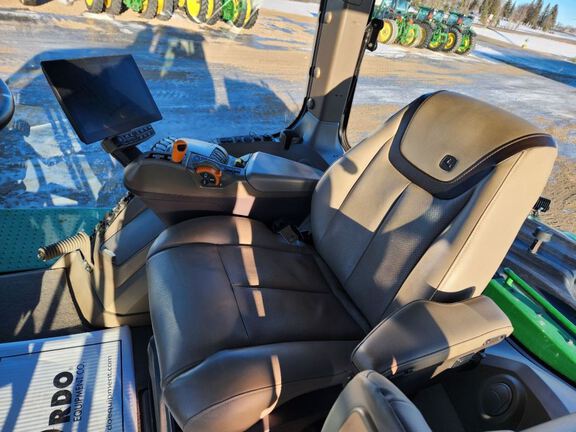 2024 John Deere 9RX 640 Tractor Rubber Track