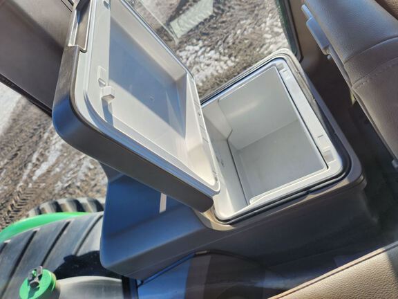 2024 John Deere 9RX 640 Tractor Rubber Track