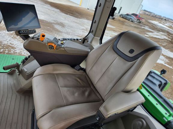 2024 John Deere 9RX 640 Tractor Rubber Track