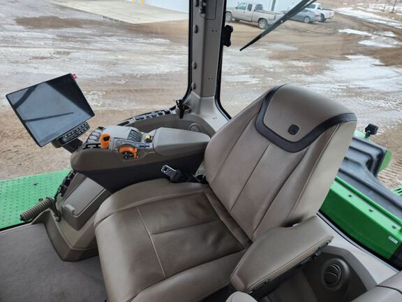 2024 John Deere 9RX 640 Tractor Rubber Track