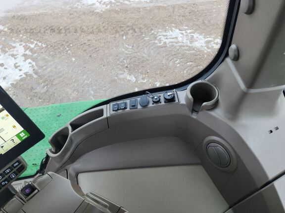 2024 John Deere 9RX 640 Tractor Rubber Track