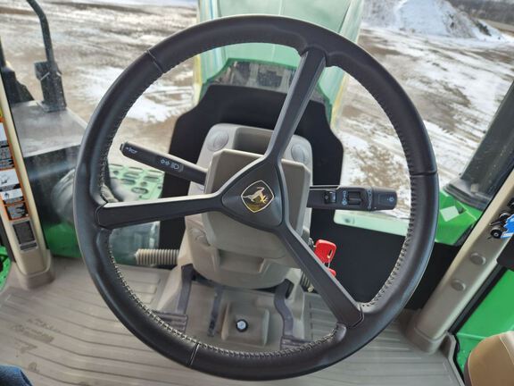 2024 John Deere 9RX 640 Tractor Rubber Track