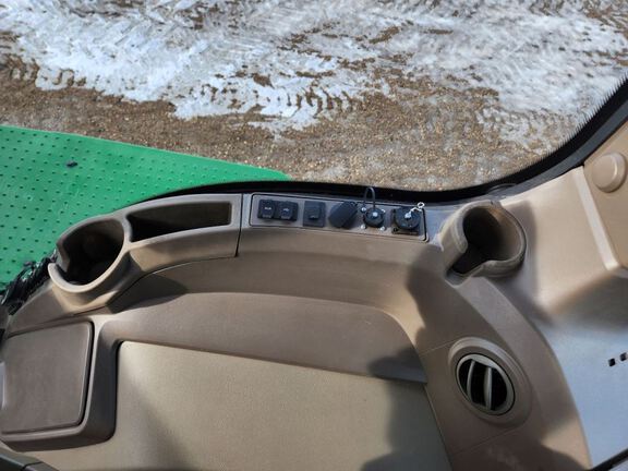 2024 John Deere 9RX 640 Tractor Rubber Track