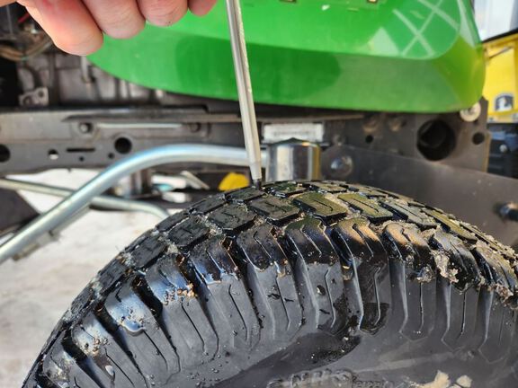 2022 John Deere X354 Garden Tractor