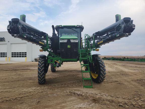 2023 John Deere 410R Sprayer/High Clearance