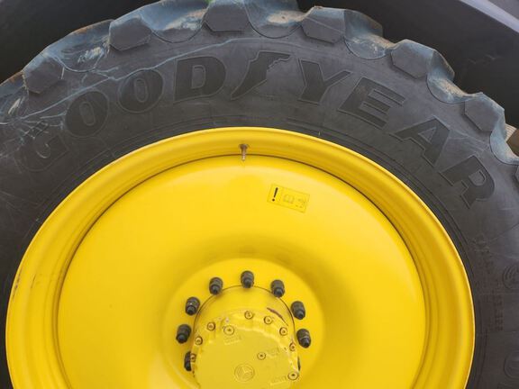 2023 John Deere 410R Sprayer/High Clearance