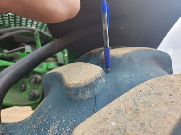 2023 John Deere 410R Sprayer/High Clearance