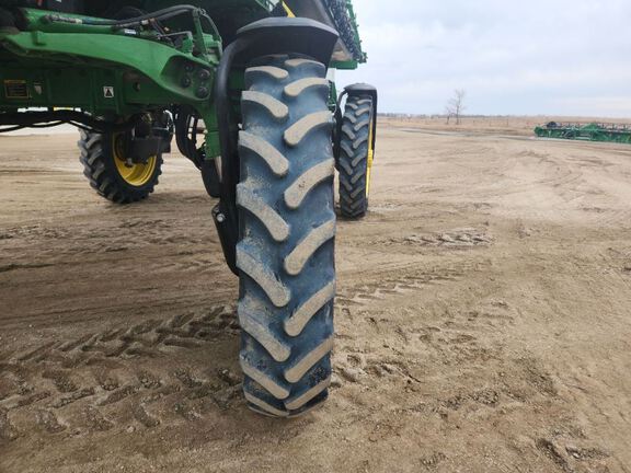 2023 John Deere 410R Sprayer/High Clearance