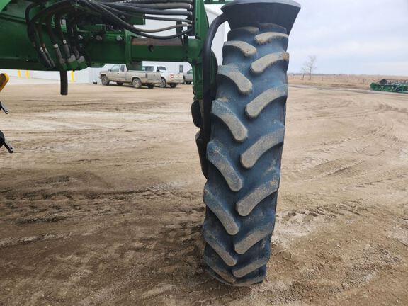 2023 John Deere 410R Sprayer/High Clearance