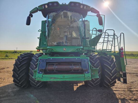 2024 John Deere S780 Combine