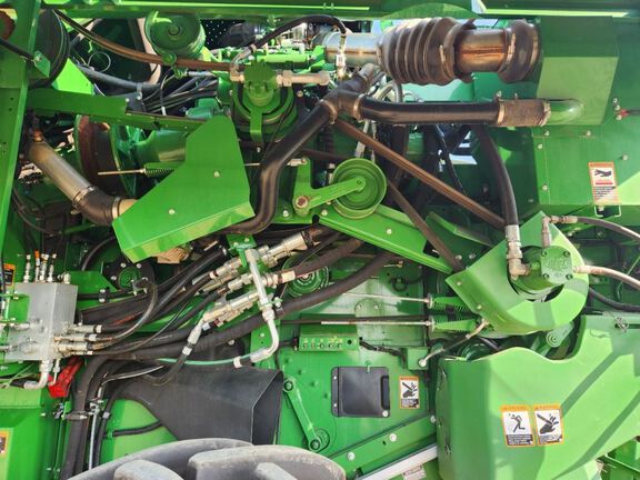 2024 John Deere S780 Combine