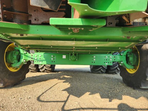 2024 John Deere S780 Combine