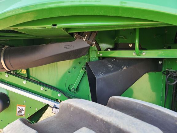 2024 John Deere S780 Combine