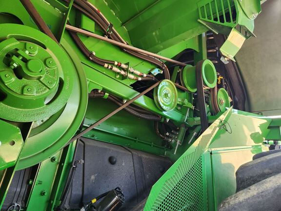2024 John Deere S780 Combine