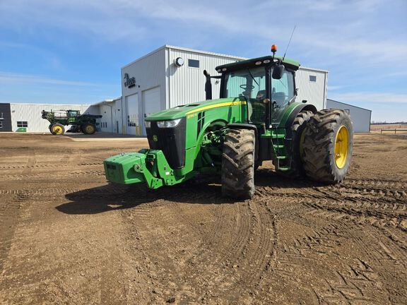 2012 John Deere 8360R Tractor