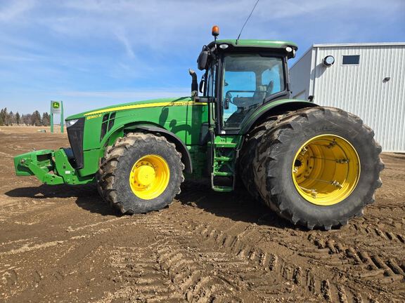 2012 John Deere 8360R Tractor