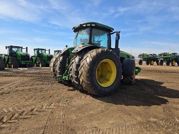 2012 John Deere 8360R Tractor