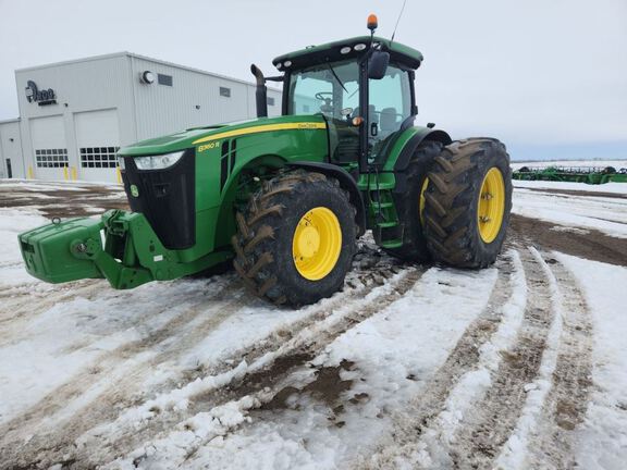 2012 John Deere 8360R Tractor