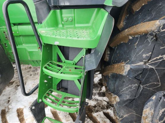 2012 John Deere 8360R Tractor