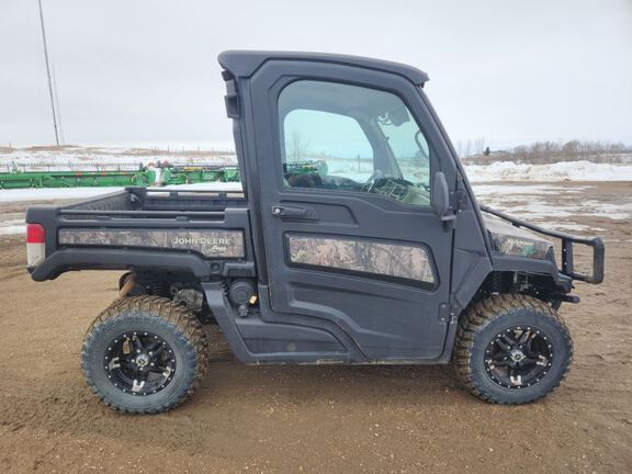2023 John Deere XUV835R ATV