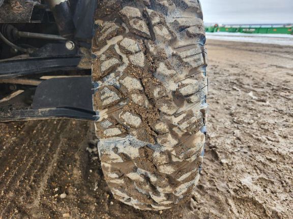 2023 John Deere XUV835R ATV