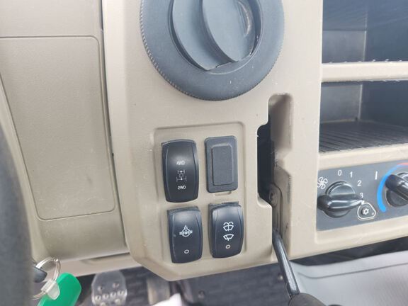 2023 John Deere XUV835R ATV