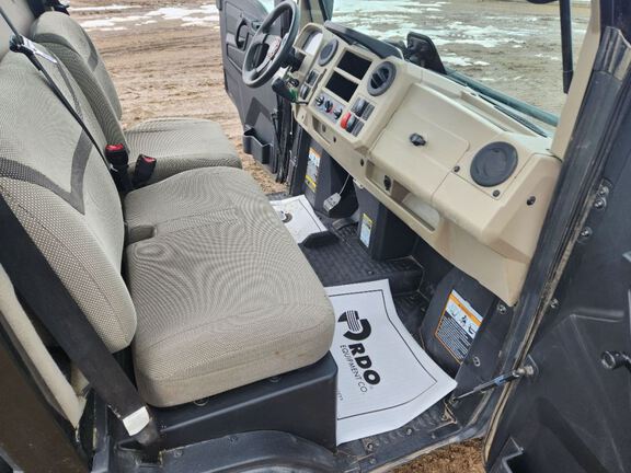 2023 John Deere XUV835R ATV