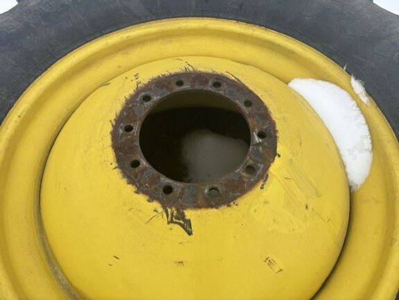 Firestone 580/85R42 Tires