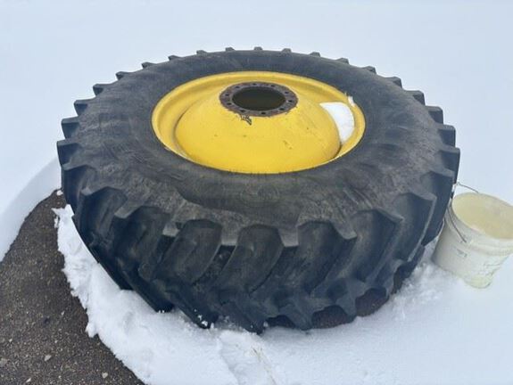 Firestone 580/85R42 Tires