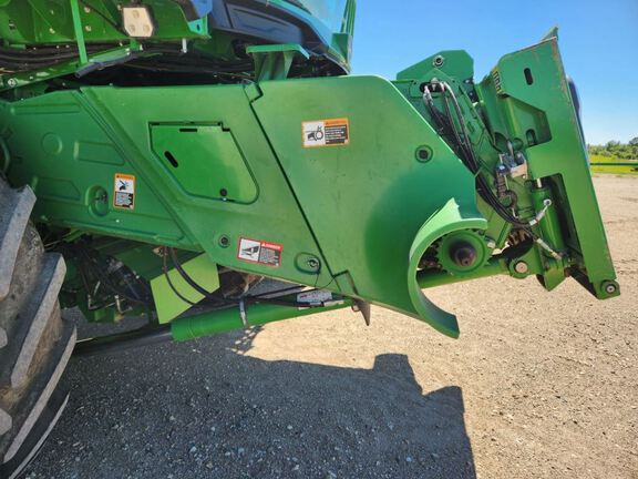 2023 John Deere X9 1000 Combine