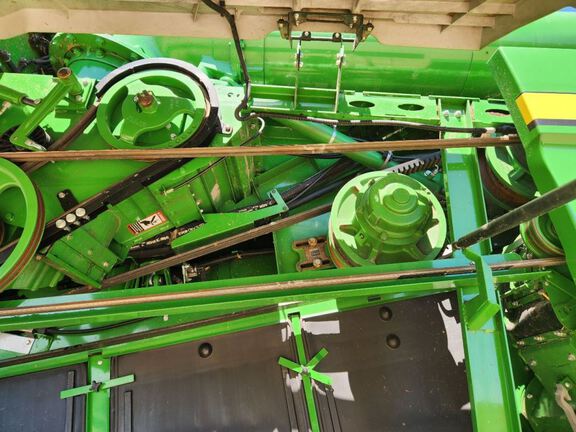 2023 John Deere X9 1000 Combine