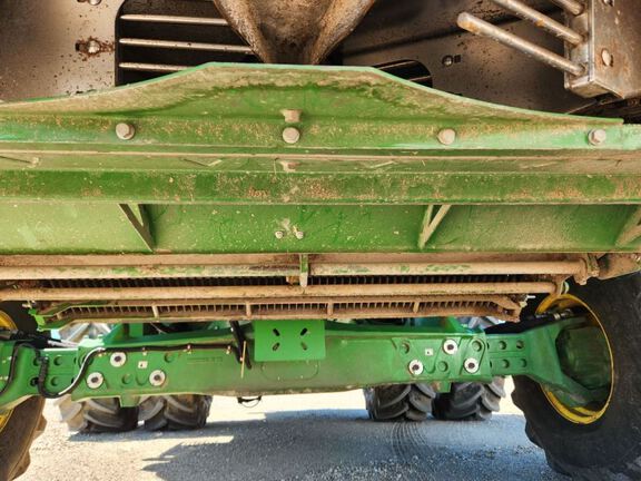 2023 John Deere X9 1000 Combine