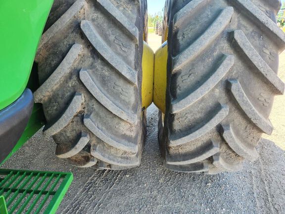 2023 John Deere X9 1000 Combine